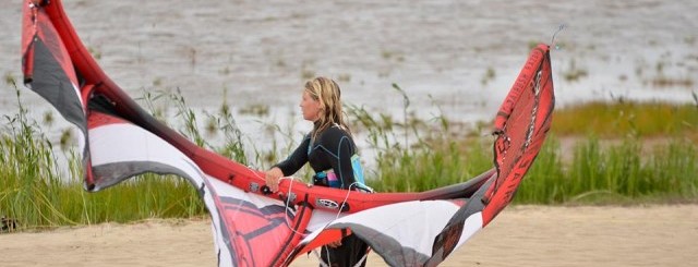 Picturefactory testing new Jib by filming Kitesurfing