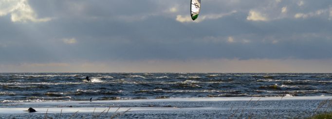 What to bring to the beach when kitesurfing in a non-tropical country