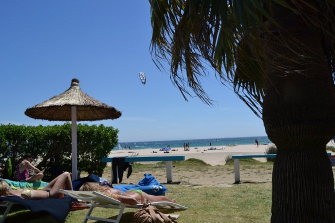 Chill at the free surfcenter Tangana when you are too tired for kitesurfing Chill at the free surfcenter Tangana when you are too tired for kitesurfing